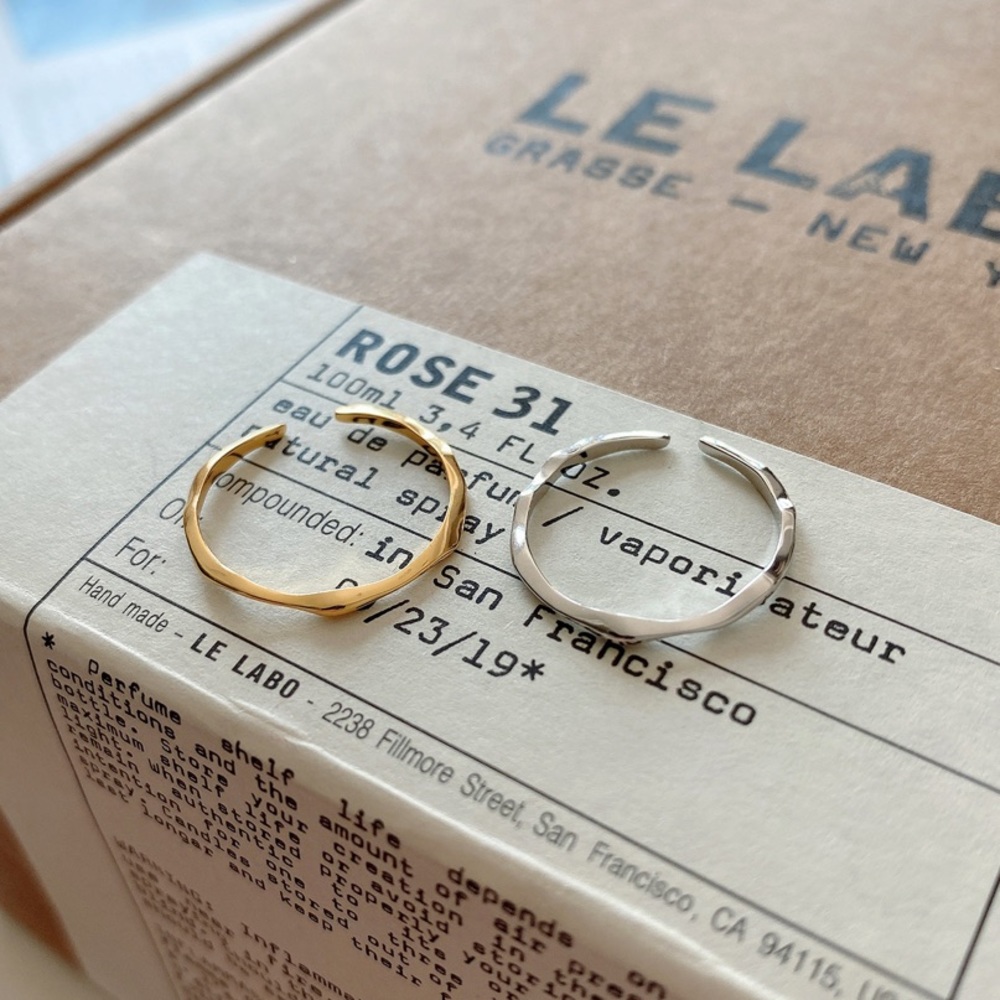 18K Goldplated Thin Minimalist Rings - Picture 2 of 9